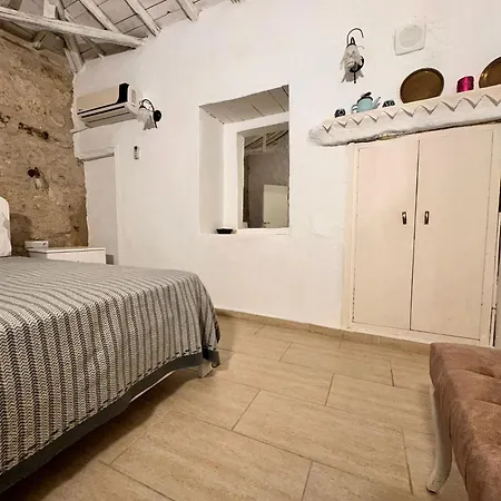 Koesem Πανσιόν Αλακάτι